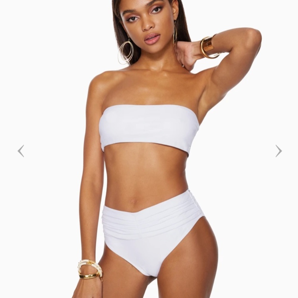 COPY - Venice bikini top